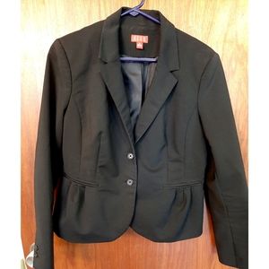 Elle black blazer